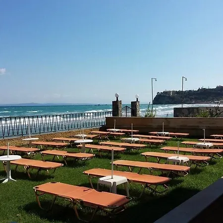Andreolas Luxury 아파트호텔 4*